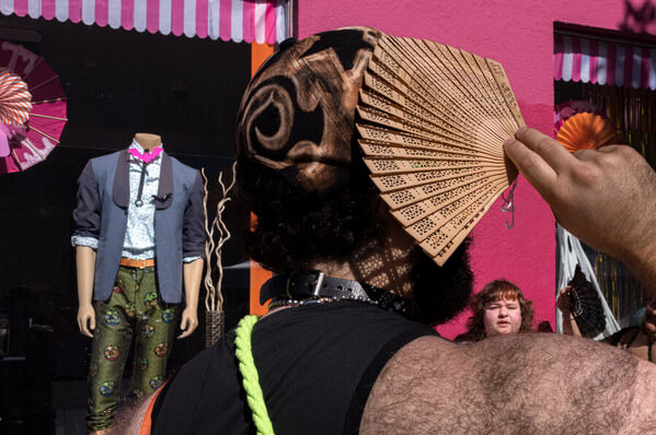Photograph Eric Davidove Pieces on One Eyeland
