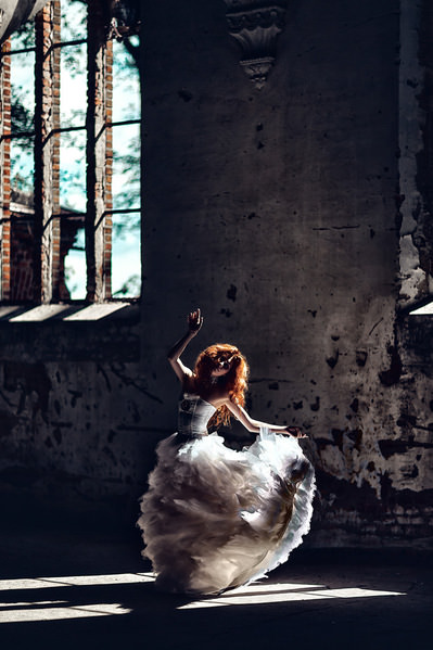 Photograph Ruslan Bolgov Dancing In The Light on One Eyeland
