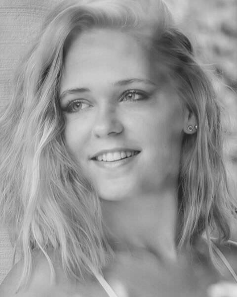 Photograph Thierry Smets Danae on One Eyeland