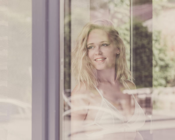 Photograph Thierry Smets Natalia on One Eyeland