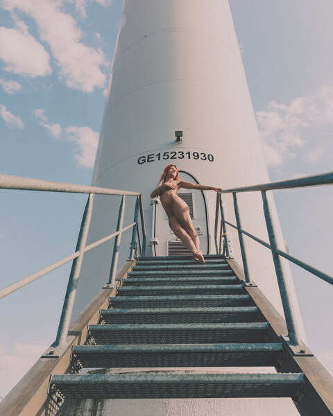 Photograph Thierry Smets Eolienne on One Eyeland