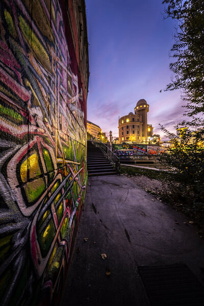 Photograph Marc Barthelemy Graffiti on One Eyeland