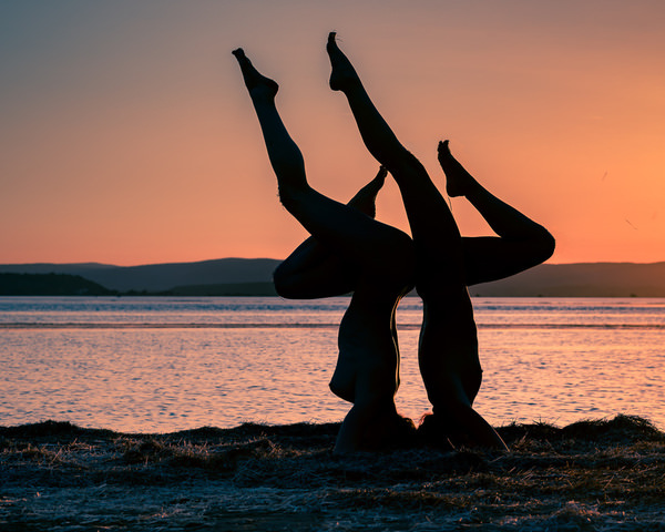 Photograph Thierry Smets Les Acrobates on One Eyeland