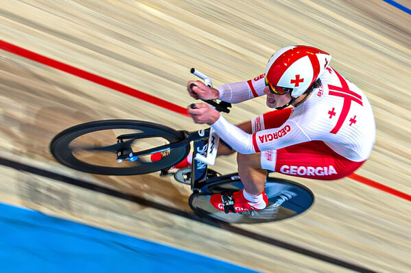 Photograph Huub Keulers Speed On The Track on One Eyeland