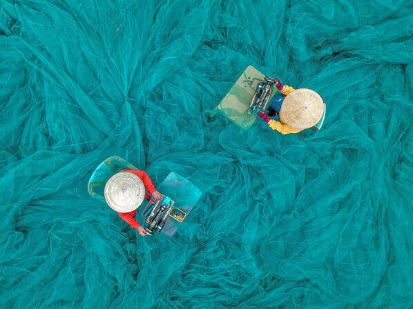 Photograph Aung Chan Thar Colorful Life on One Eyeland