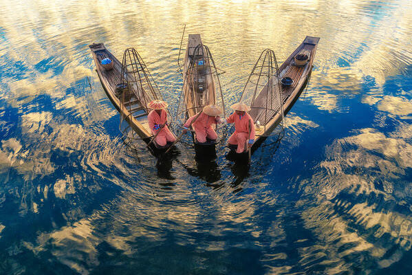 Photograph Aung Chan Thar Fishermen on One Eyeland