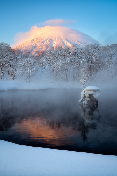 Photograph Yuusei Nagahata Ezo Fuji Shining In The Morning Sun on One Eyeland