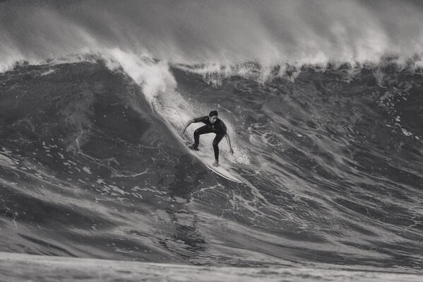 Photograph Steve Turner In Flight on One Eyeland