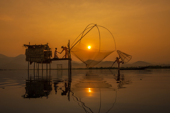 Photograph Kyaw Zay Yar Lin Fishing Time on One Eyeland