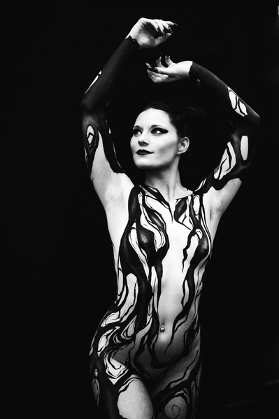 Photograph Thierry Smets Bodypainting on One Eyeland