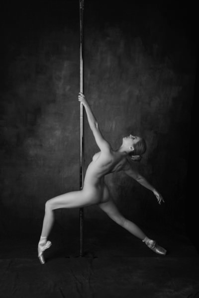 Photograph Taymuraz Gumerov Dance on One Eyeland