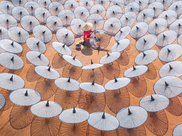 Photograph Aung Chan Thar Umbrellas Maker on One Eyeland