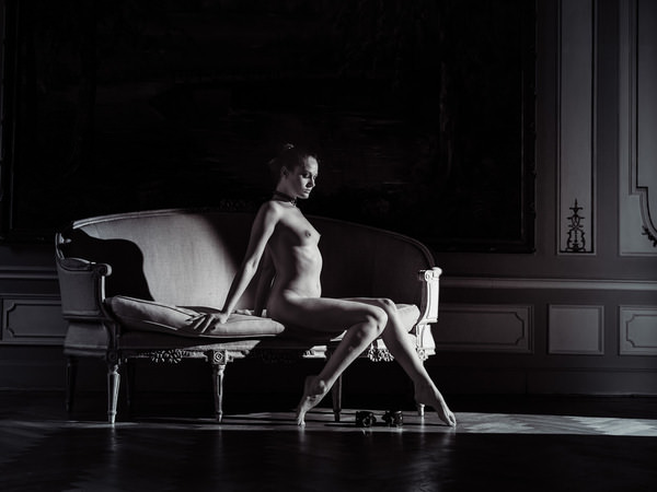 Photograph Thierry Smets Ondine Au Salon on One Eyeland