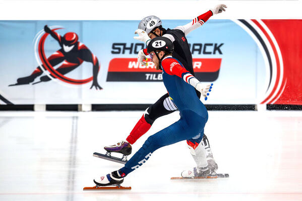 Photograph Huub Keulers Photo Finish on One Eyeland