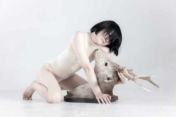 Photograph Danduka Yasuo Loneliness on One Eyeland