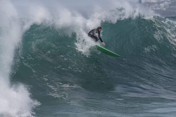 Photograph Steve Turner Bondi Drop on One Eyeland