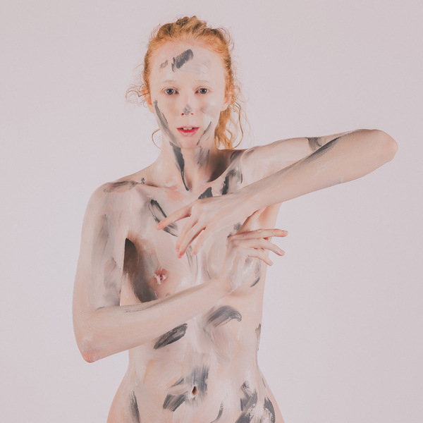 Photograph Thierry Smets Painting on One Eyeland