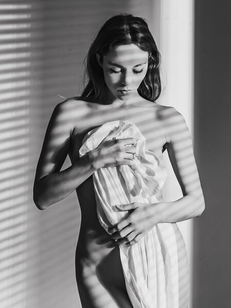 Photograph Thierry Smets Viktoria on One Eyeland