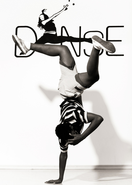 Photograph Mike Kremer Danse on One Eyeland