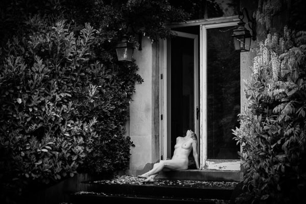 Photograph Thierry Smets La Porte Ouverte on One Eyeland