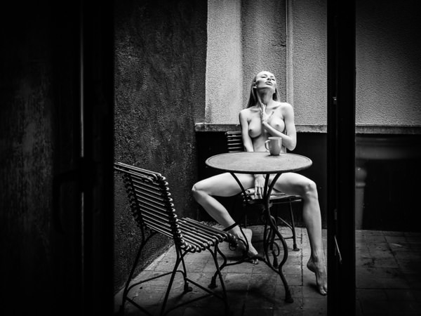 Photograph Thierry Smets La Terrasse on One Eyeland