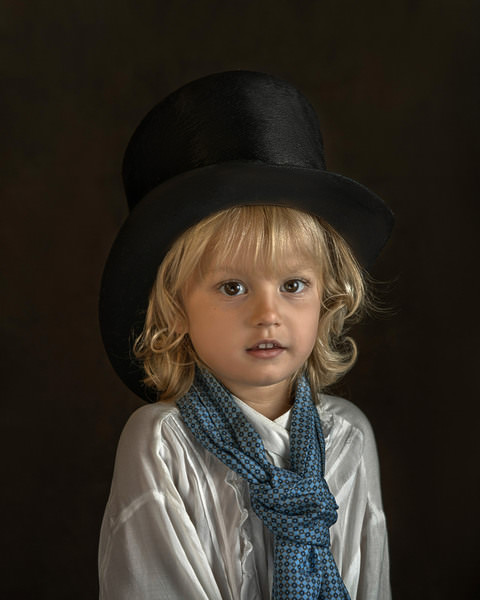 Photograph Lyudmyla Pokryshen Little Gentleman on One Eyeland