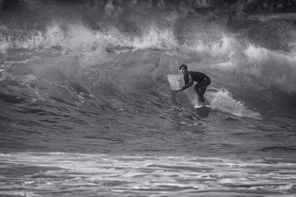 Photograph Steve Turner Spring Wave on One Eyeland