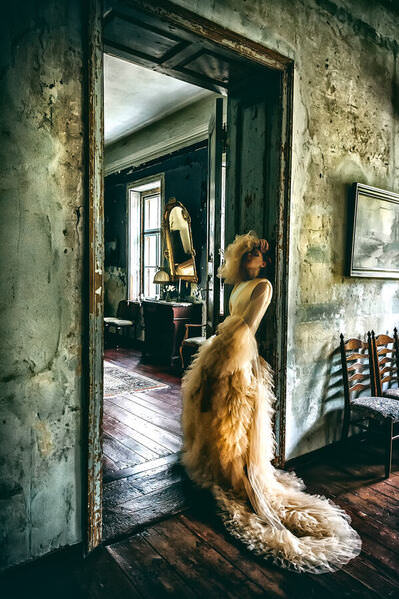 Photograph Ruslan Bolgov Decadence In Decay on One Eyeland