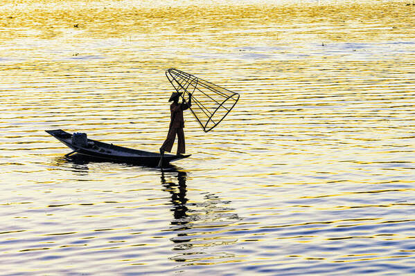 Photograph Aung Chan Thar Fisherman on One Eyeland