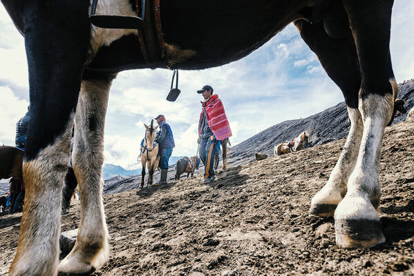 Photograph Aung Chan Thar Frame on One Eyeland