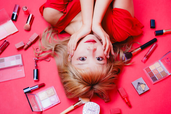 Photograph Tatsuya Okamoto Cosmetic on One Eyeland