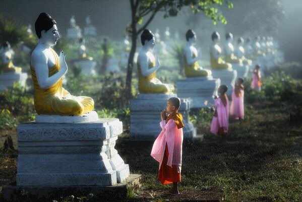 Photograph Aung Chan Thar The Nuns on One Eyeland