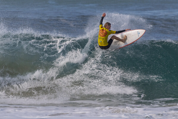 Photograph Steve Turner Comp Surfing on One Eyeland