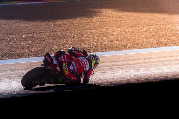 Photograph Pedro Messias Race In Shadow on One Eyeland