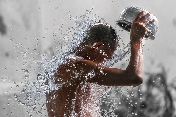 Photograph Aung Chan Thar Shower on One Eyeland