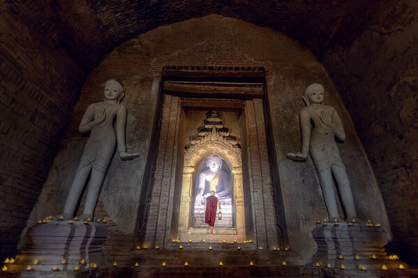 Photograph Aung Chan Thar Bagan on One Eyeland