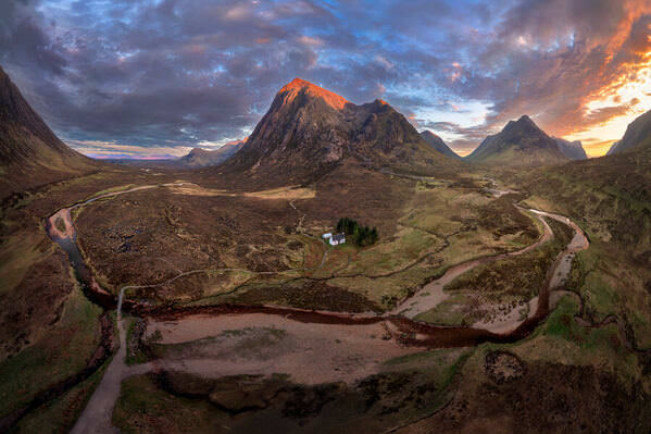 Photograph Alvaro Lamas Rivas Land Of Forgotten Echoes on One Eyeland