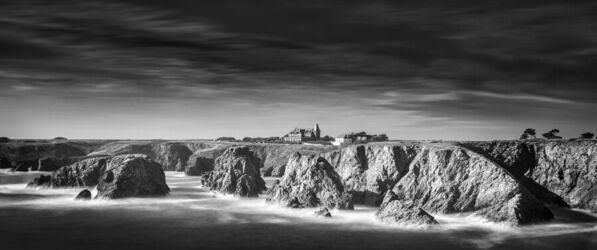 Photograph Av Peteghium Port Domois on One Eyeland