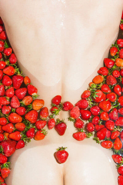 Photograph Alexandra Timofeeva Nu on One Eyeland