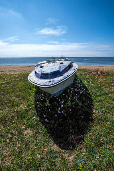 Photograph Mel Yukiina Alive Boat on One Eyeland