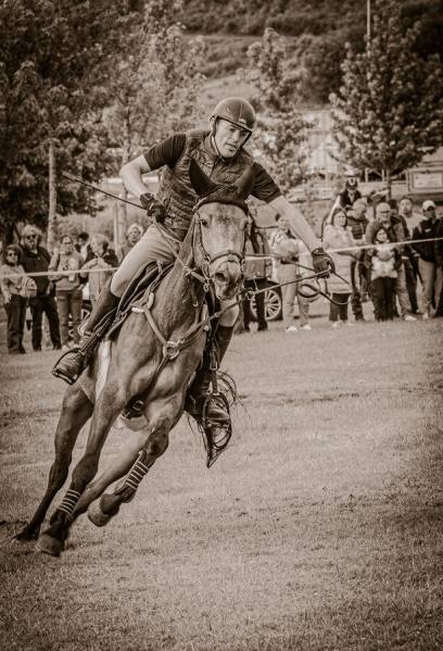 Photograph Ofe Barros One Last Effort on One Eyeland