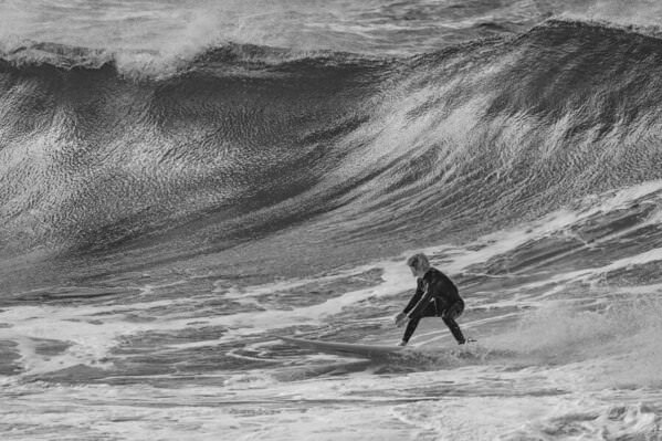 Photograph Steve Turner Backhand Climb on One Eyeland