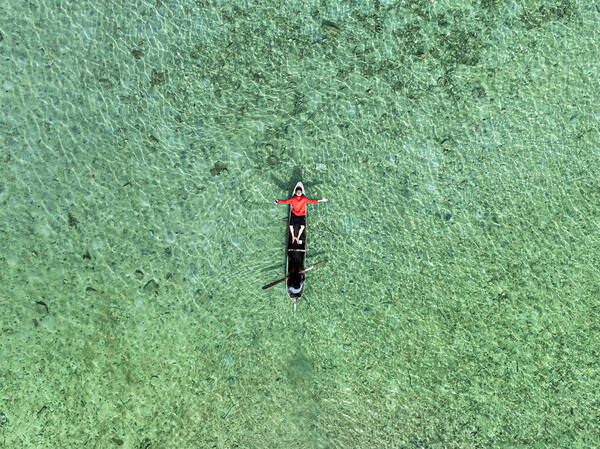 Photograph Aung Chan Thar The Sea on One Eyeland