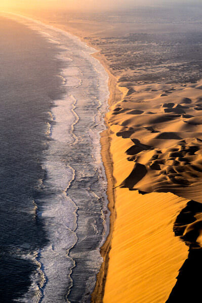 Photograph Tomoaki Katsuba Golden Dunes on One Eyeland
