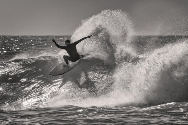 Photograph Steve Turner Spraying It on One Eyeland