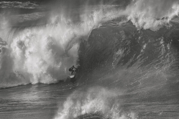 Photograph Steve Turner Critical Moment on One Eyeland