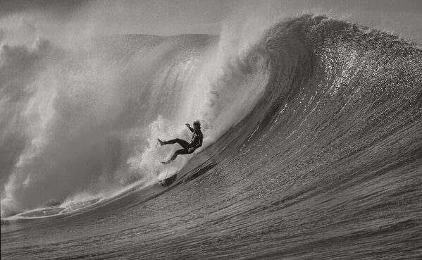 Photograph Steve Turner Long Way Down on One Eyeland
