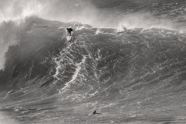 Photograph Steve Turner Insane Take Off on One Eyeland