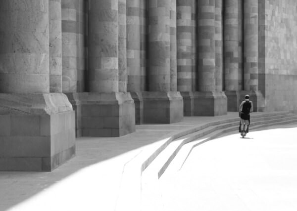Photograph Artin Darvishi Cyclist on One Eyeland