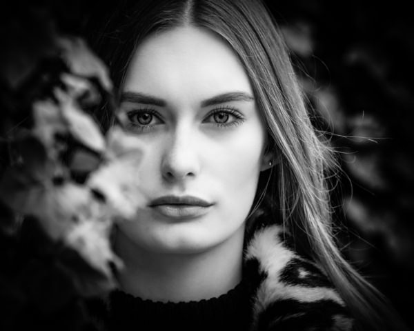 Photograph Thierry Smets Jenny on One Eyeland